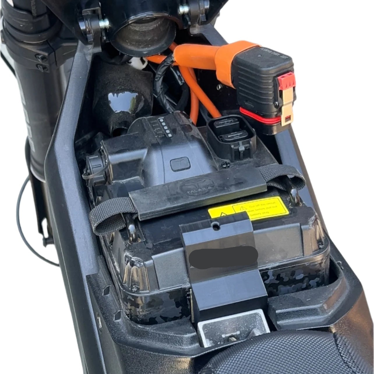 Battery rattle stopper for talaria